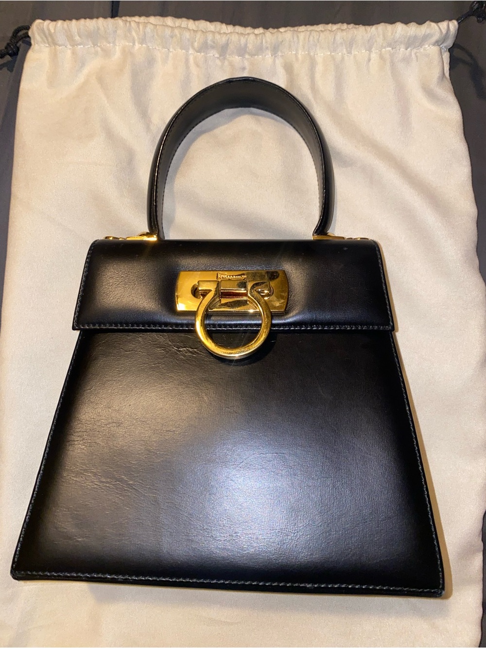 Ferragamo Gancini Top Handle Black Leather Gold AQ-21 Entrupy Auth